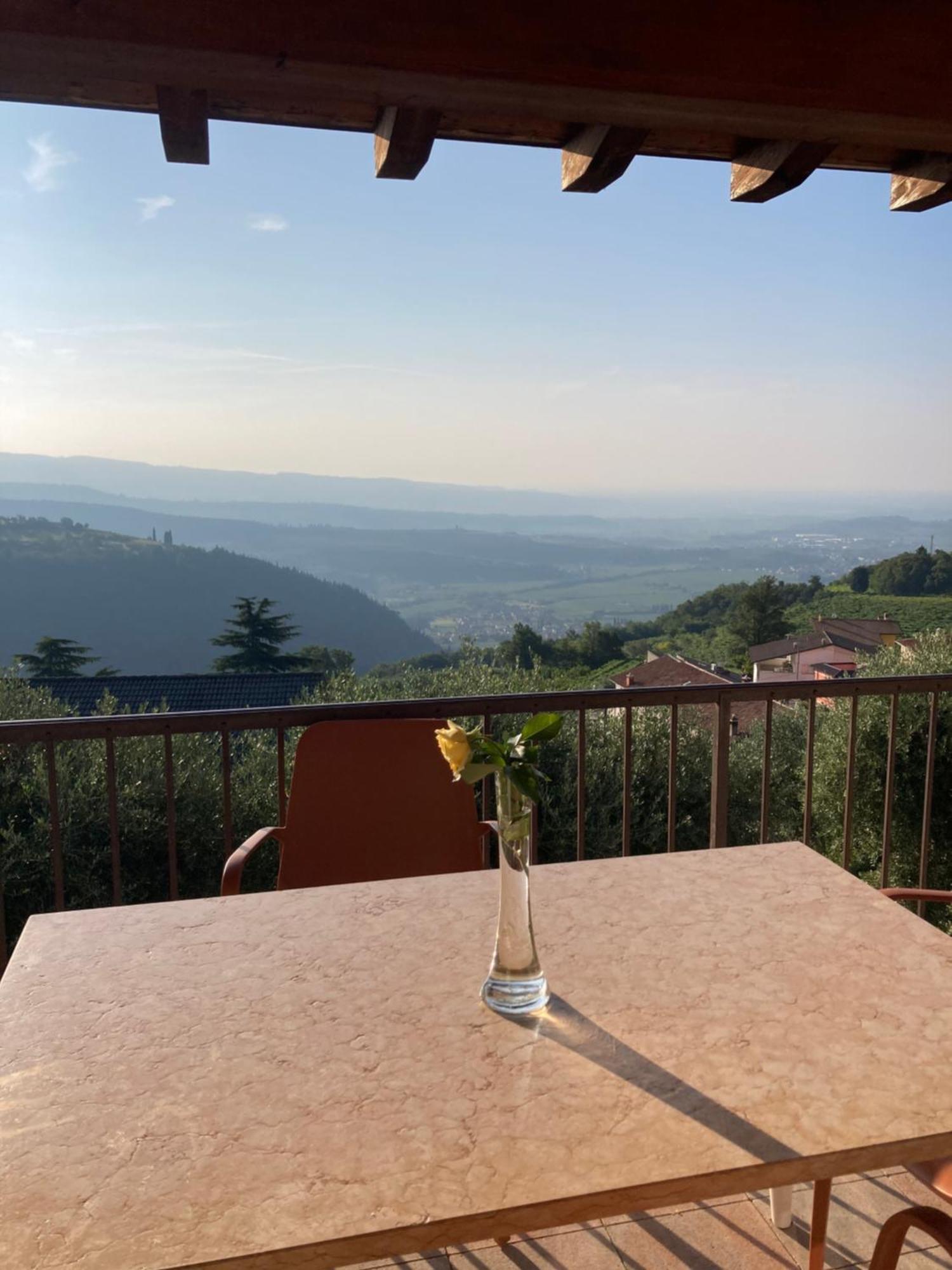 La Terrazza In Collina Bed and Breakfast Cavalo Εξωτερικό φωτογραφία